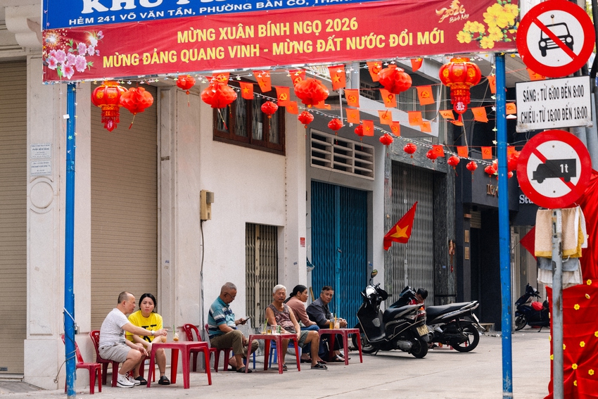 Ở lại S&agrave;i G&ograve;n trong những ng&agrave;y &ldquo;rất Tết&rdquo;- Ảnh 28.