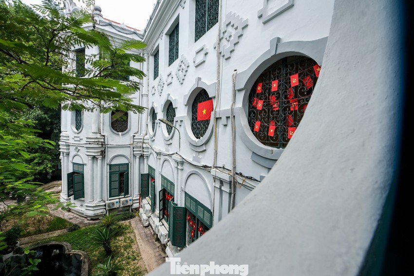 Cận cảnh ng&ocirc;i trường trăm tuổi kiến tr&uacute;c ch&acirc;u &Acirc;u ở Ninh B&igrave;nh - Ảnh 12.