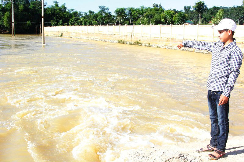cô giáo, hà tĩnh, dũng cảm, cứu người, khen thưởng