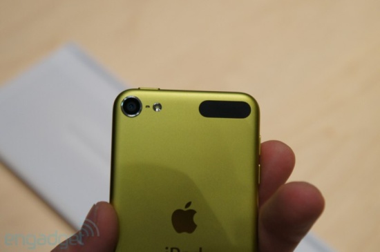 tren-tay-ipod-nano-va-ipod-touch-doi-moi