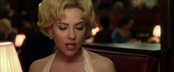 Scarlett ngại khỏa thân trong cảnh quay kinh điển 2