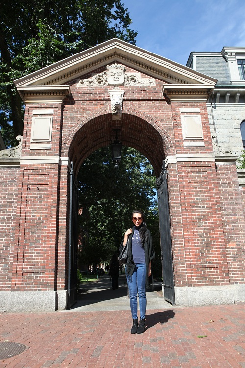 leu-phuong-anh-xung-xinh-ao-dai-o-harvard