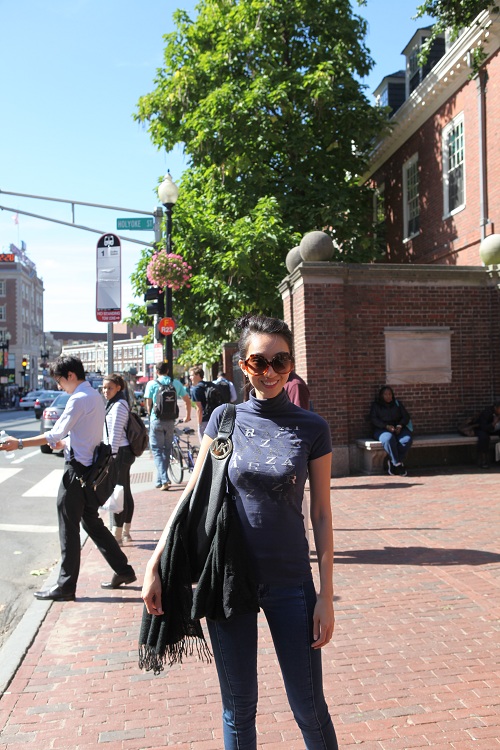 leu-phuong-anh-xung-xinh-ao-dai-o-harvard