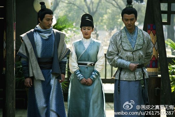 trieu-vy-bi-dan-em-cong-khai-thach-thuc