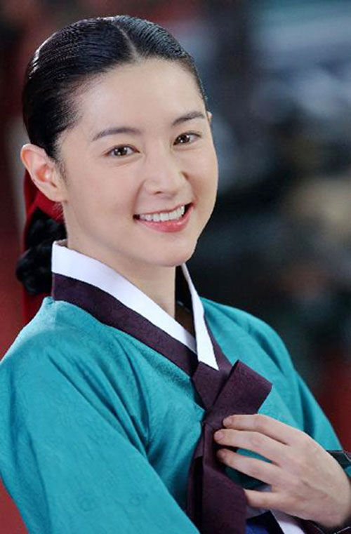 lee-young-ae-kien-ke-tung-tin-don-xuc-pham