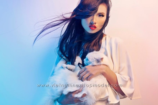 vietnams-next-top-model-2012-bi-nghi-lo-top-5