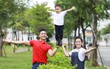 “Hoàng tử xiếc” Quốc Cơ hạnh phúc thông báo bà xã đang mang thai lần 2