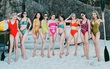 Hội bạn thân Ngọc Mon chặt chém đường đua bikini, đố ai chơi lại các chị đẹp