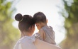 Cuộc chiến giành quyền nuôi con của một cặp đôi đồng giới và bi kịch của những người mẹ 