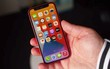 iPhone 12 mini dính lỗi màn hình khóa, cộng đồng quốc tế hoang mang trên nhiều diễn đàn Apple, MacRumors, Reddit