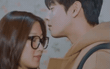 Can đảm công khai mặt mộc ở True Beauty, Moon Ga Young được Cha Eun Woo hôn thưởng nóng ngay tại trường