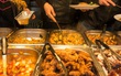 Nếu đi ăn buffet mà vội gọi 3 món này từ đầu là bạn đang “vứt tiền qua cửa sổ”, tỉnh táo giùm!