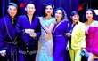 Đàm Vĩnh Hưng bất ngờ hội ngộ vợ cũ bầu show tại Mỹ, thái độ của cả hai ra sao hậu ly hôn?