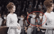 Giờ mới thấy: Ngọc Trinh kiêu sa trình diễn catwalk, Nhã Phương đeo khẩu trang ngồi xem mê mẩn