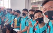 Nhật ký ngày đầu cách ly của ĐT Việt Nam: Ngập đồ ăn vặt, vui vẻ mở livestream kể chuyện đời
