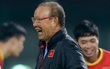 HLV Park Hang-seo chơi khăm Tiến Linh, cười khoái chí trước 