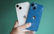Dung lượng pin dòng iPhone 13 cao hơn đáng kể so với thế hệ trước, tiệm cận với nhiều smartphone Android
