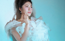Nguyễn Thanh Thảo ghi điểm nhờ visual trong veo, thần thái tự tin trong show “Lụa Là Trà Hoa”