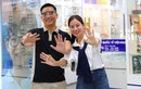 Ký sự "rủ nhau XÓA CẬN" của vợ chồng hotmom Uyên Bi: Nâng cấp tầm nhìn xa từ 1/10 lên 10/10 chỉ sau 10 giây