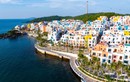 Một thị trấn với sắc trắng và màu trời đang gây sốt ở Phú Quốc