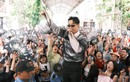 Hành trình của “Crack That Fan” từ không gian Queer đến sân khấu đại chúng