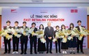 Lộ diện 09 gương mặt xuất sắc chinh phục học bổng toàn phần Quỹ Fast Retailing 2026: Chính thức mở đơn cho mùa tuyển sinh 2027!