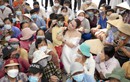 Hoa hậu Bùi Thị Hà mừng sinh nhật cùng 500 bà con có hoàn cảnh khó khăn