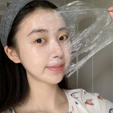 Màng bọc thực phẩm còn được dùng theo cách cực hay ho này để da căng bóng như vừa đi spa "bơm nước"