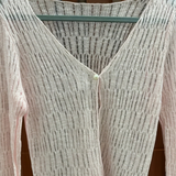 Chị em ĐỪNG mua 4 trang phục này: Diện lên dìm dáng, dễ bị chê kém sang