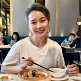 20 năm mẹ tôi dưỡng da bằng dầu, kết quả hiện tại khiến ai cũng bất ngờ