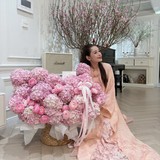 Chi Pu khoe nhà đón Tết nhưng netizen lại nhìn cái khác