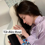 Tắt điện thoại sớm và làm 4 điều này trước khi đi ngủ, làn da của cô nàng này "lên hương" rõ rệt