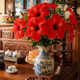 Hoa đẹp nhưng "độc": 3 loại hoa rực rỡ tuyệt đối không dâng lên bàn thờ gia tiên kẻo phạm húy, mất lộc