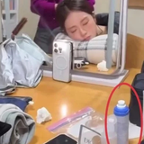 "Công chúa Dior" dùng 1 món mỹ phẩm bình dân, fan mừng rơi nước mắt: Giá rẻ, mua dễ ợt