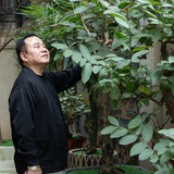 Nam NSND mang hàm Đại tá, cưới vợ đẹp kém 13 tuổi: U60 sống bình yên trong biệt thự bề thế ở Hà Nội