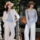 Gợi ý trang phục ngày lễ Quốc tế Lao động: Diện đồ nhẹ tênh nhưng vẫn “đắt tiền” như quý cô đi nghỉ dưỡng