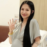 Con gái đại gia Minh Nhựa: 20 tuổi "bỏ cuộc chơi" đi lấy chồng, qua 4 lần sinh nở vẫn đẹp như thời còn son
