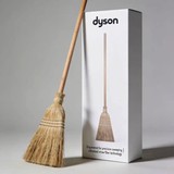 Dyson bán chổi rơm 18 triệu thật đấy à? Giá sốc vậy mà dân tình đua nhau tìm mua