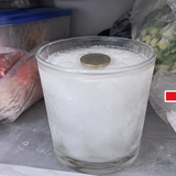 Đặt 1 cốc nước vào ngăn đá trước khi đi xa, mẹo nhỏ giúp bạn biết một việc rất quan trọng khi trở về