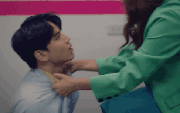 Sốc xỉu với Sex Education của Thái Lan: Nam chính "còn zin" chưa kịp lên giường đã... "xuyên không", cỡ này Hollywood sao chơi lại!