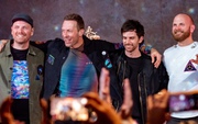 Ấn tượng tour diễn toàn cầu của ban nhạc Coldplay