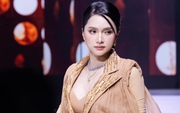 Hương Giang trả lời khiến dân mạng bật cười khi được "xúi" đi thi Miss Universe