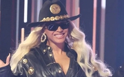 Album Cowboy Carter của Beyoncé hai tuần liền giữ vị trí Quán quân Billboard