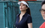 Trương Ngọc Ánh chơi pickleball