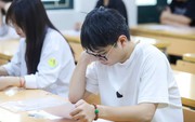 Bộ GD&ĐT: Đề tốt nghiệp khó do "học sinh, giáo viên chưa quen"