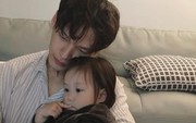 Bố mẹ có EQ cao không bao giờ làm những hành động này trước mặt con