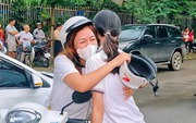 Có chuyện gì mà đêm qua, nhiều phụ huynh Hà Nội căng thẳng không ngủ được, sáng đi làm vẫn không dám rời điện thoại?