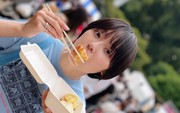 Không muốn xương "RỖNG NHƯ GỖ MỤC" khi tiền mãn kinh, chị em nhớ chăm ăn 7 món này khi còn trẻ!