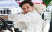 Brooklyn Beckham lấn sân sang chơi golf, gây sốt khi tranh tài với dàn minh tinh thế giới