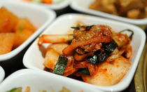 Cả gia đình 3 người lần lượt qua đời: Bác sĩ liên tục cảnh báo 4 loại thực phẩm để lâu trong tủ lạnh có thể "tiếp tay" cho ung thư